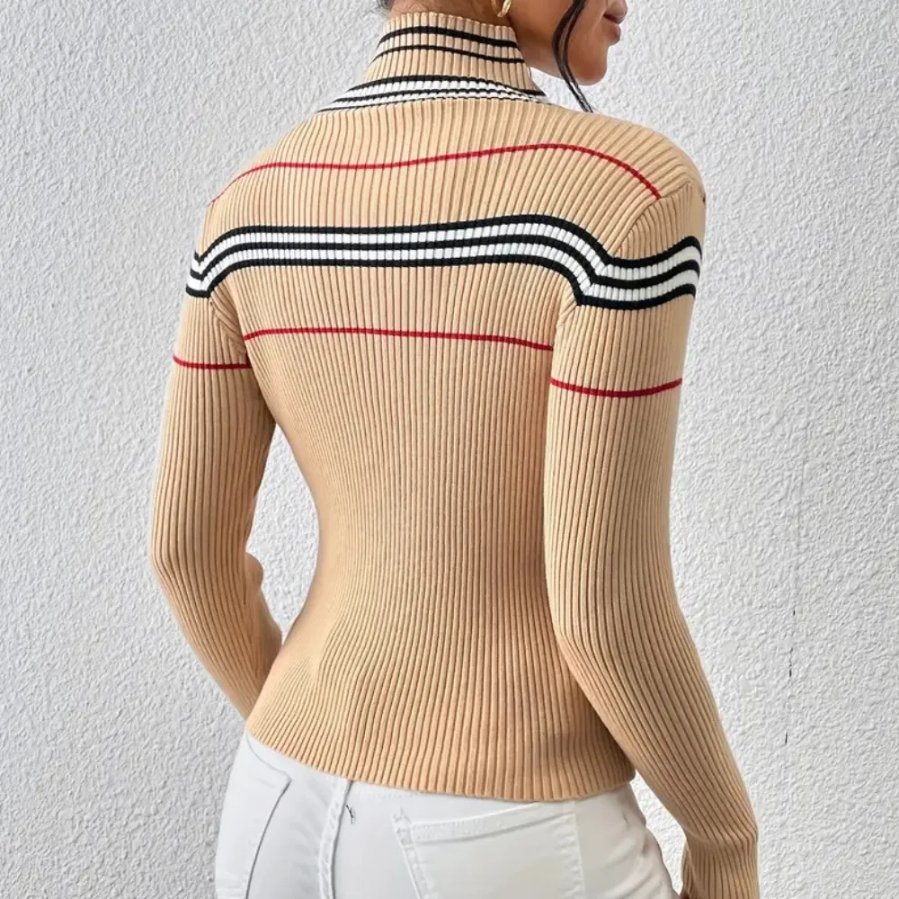 ETHEL - Ribbet Turtleneck Trøje til Kvinder