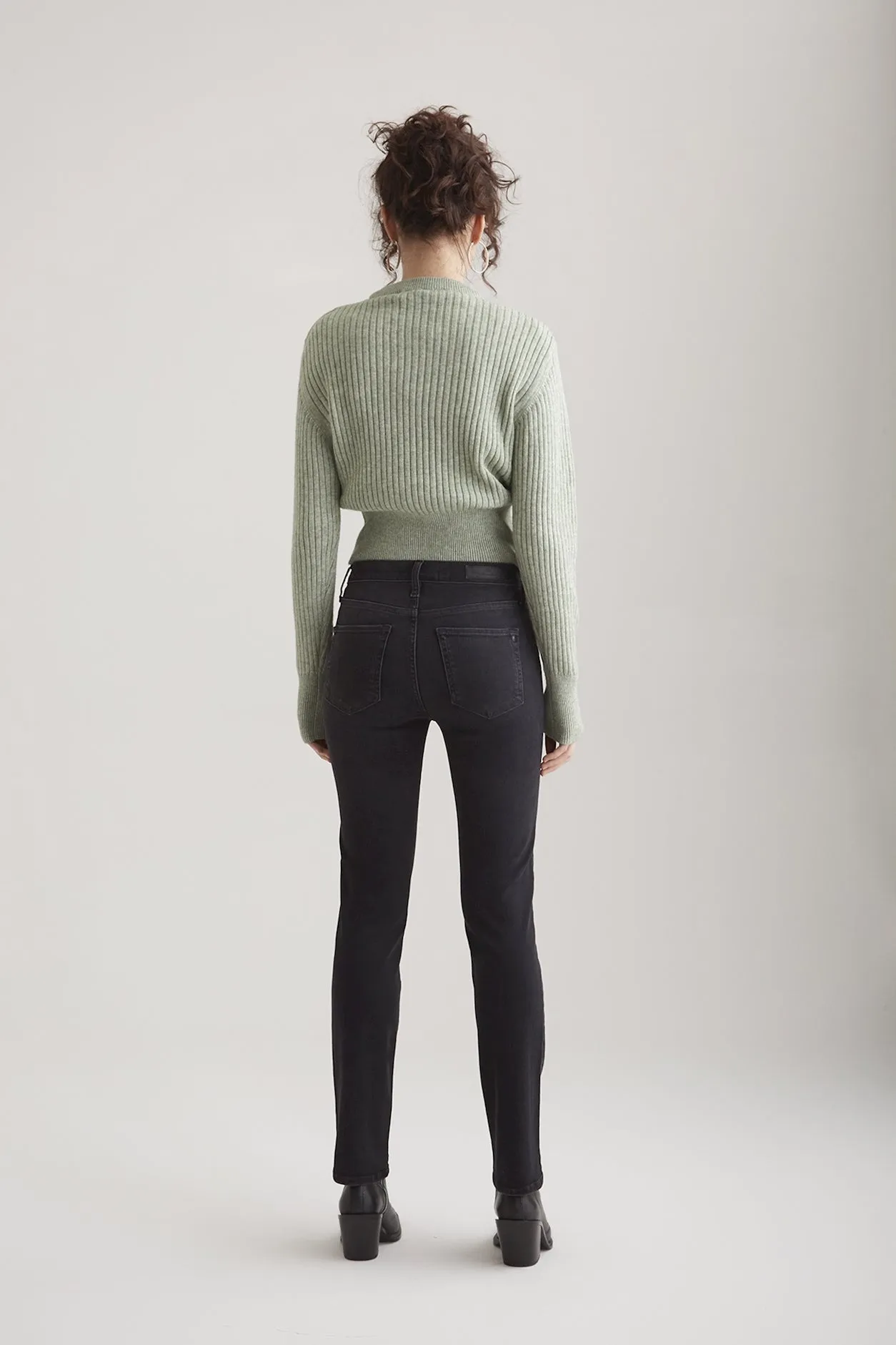 Hannah - High Waist Straight - Black Vintage