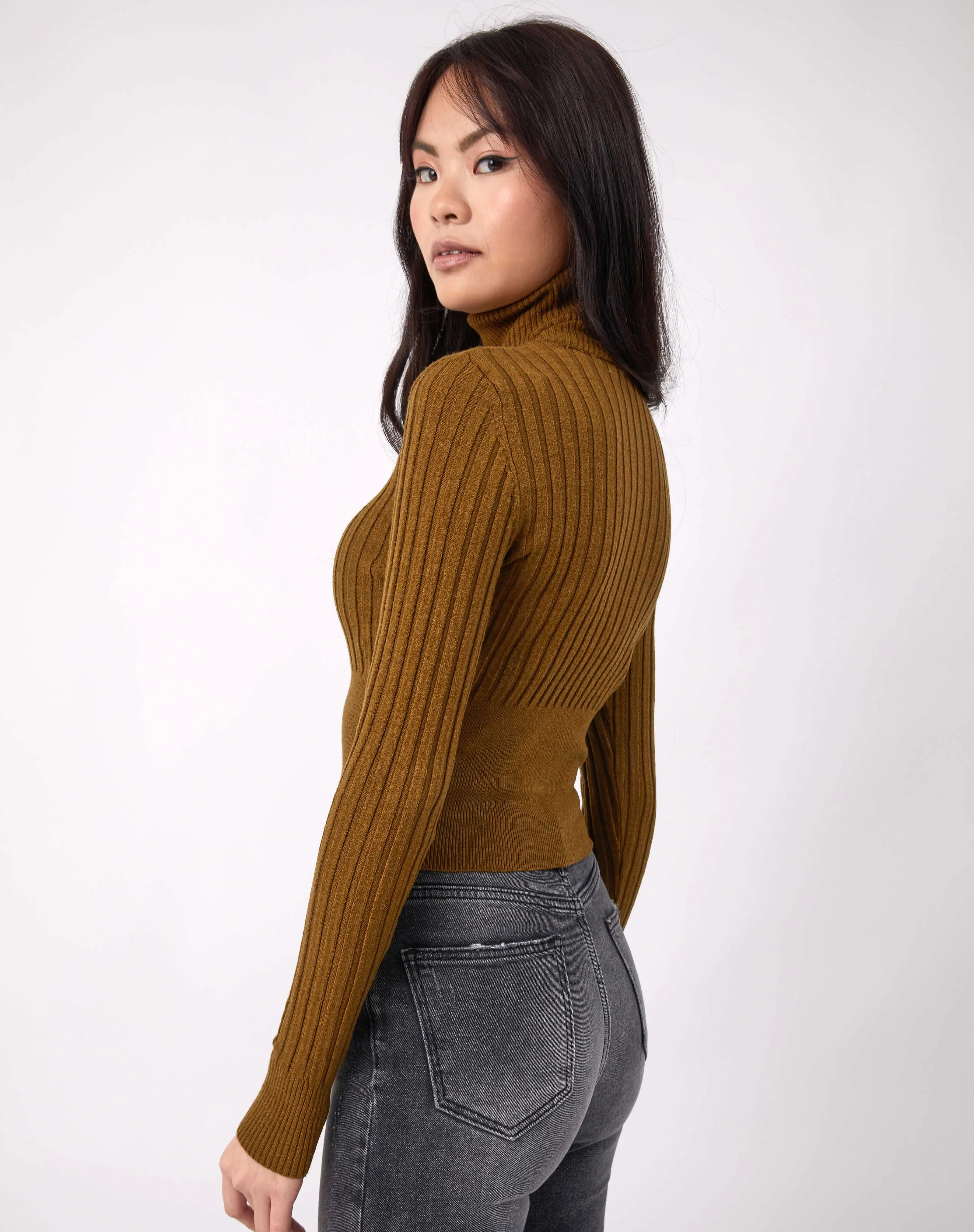 Knit Ribbed Long Sleeve Turtleneck Top in Olive | Vlona