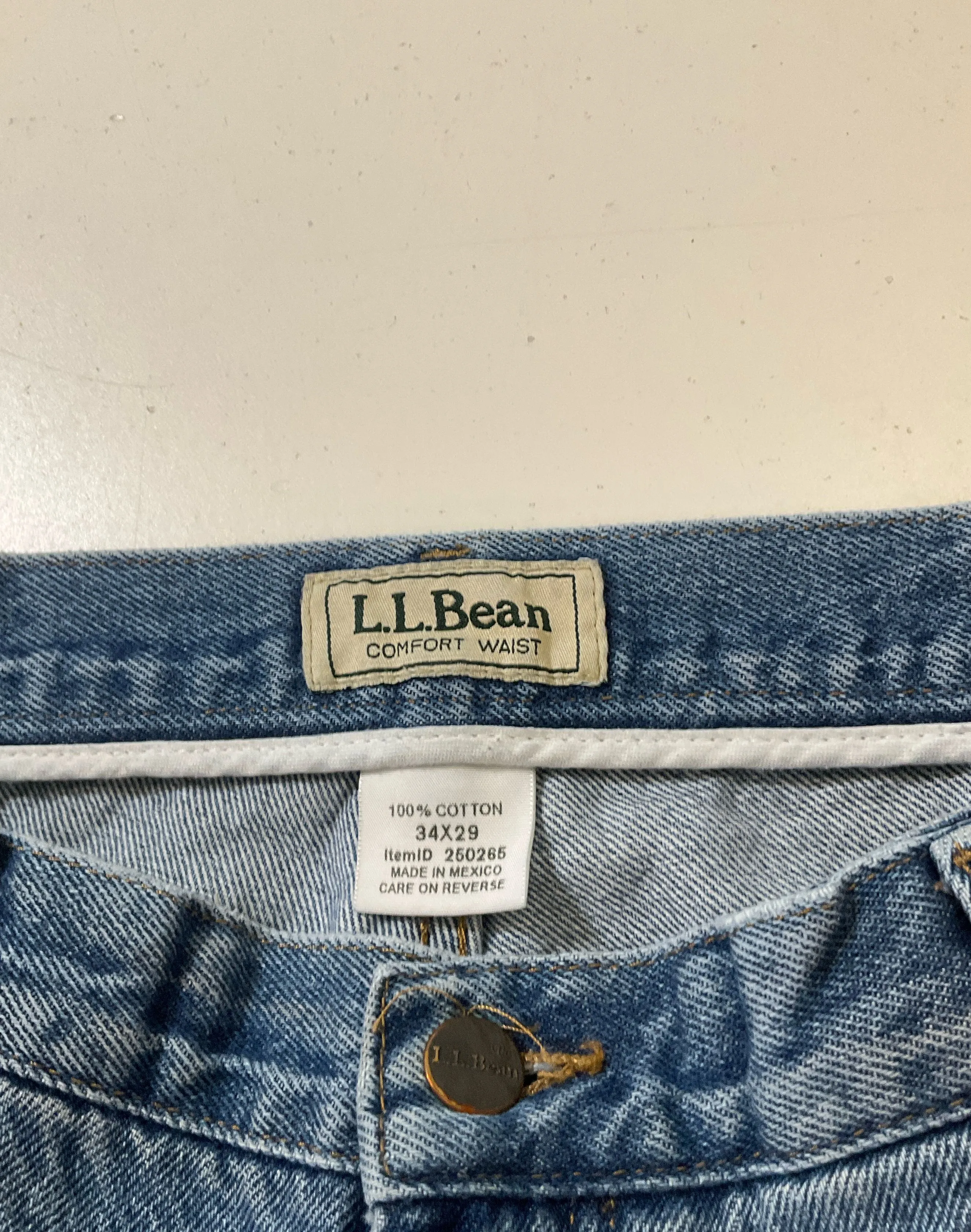 LL Bean Men's Blue Denim Jeans 100% Cotton Elastic Comfort Waist Size 34x29