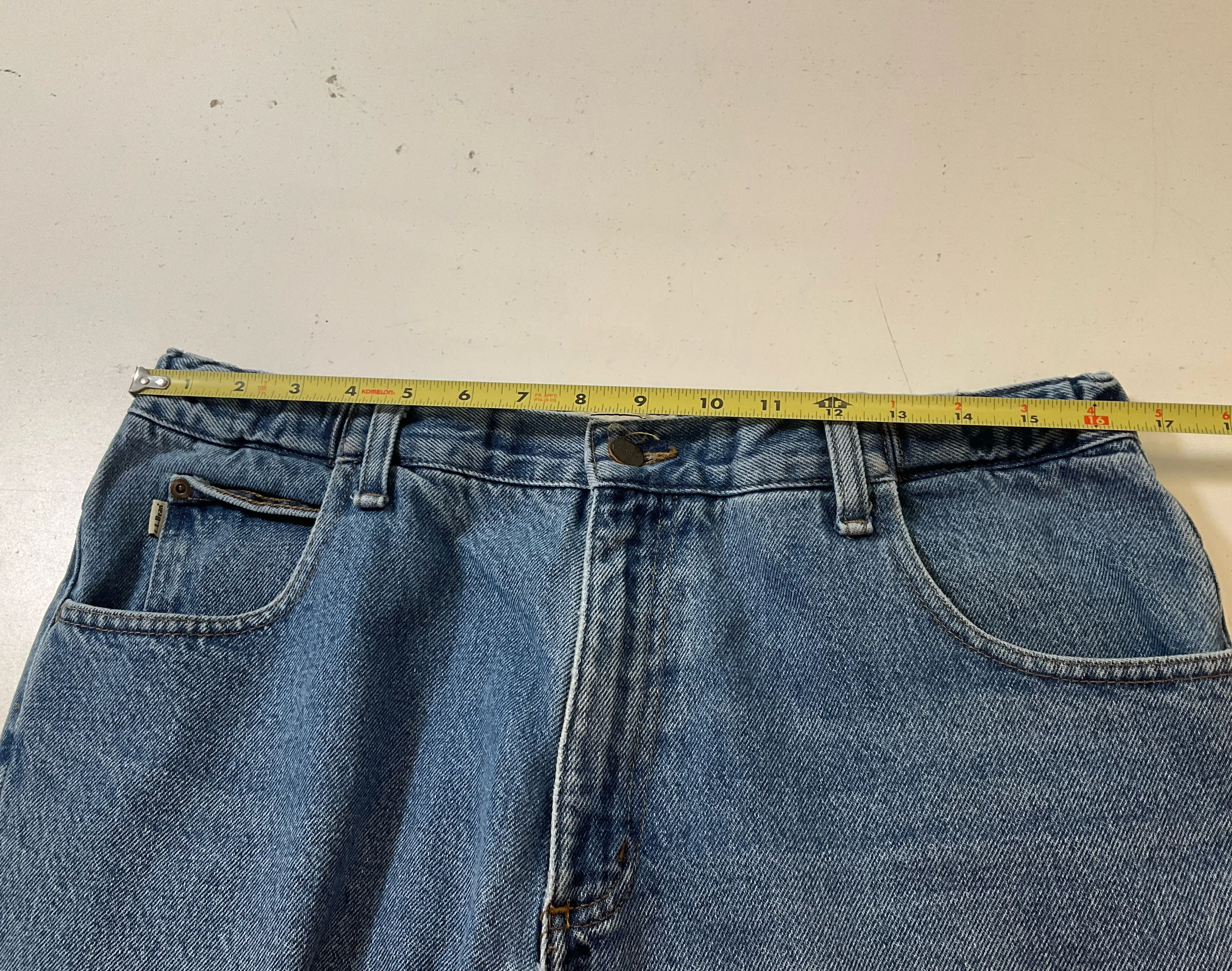 LL Bean Men's Blue Denim Jeans 100% Cotton Elastic Comfort Waist Size 34x29